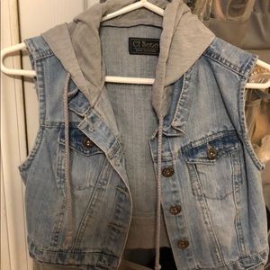 Jean Vest